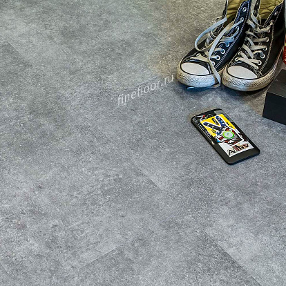 Виниловый ламинат Fine Floor Stone Шато Де Лош FF-1559
