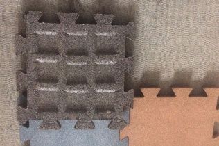 Резиновая плитка Пазл Ровное основание 30 мм коричневая